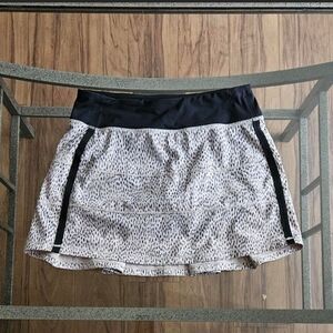 Lululemon Tennis Skort Tan Fot Print